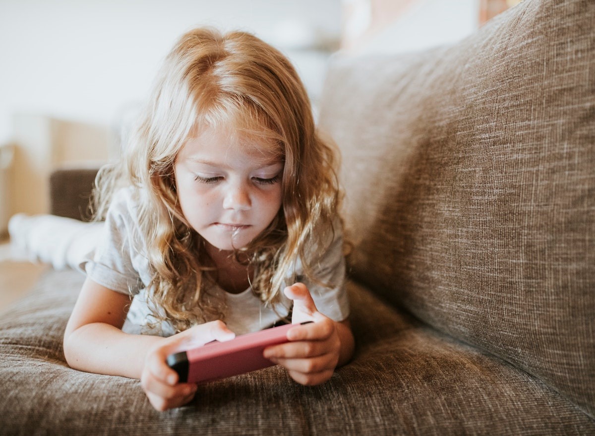 5 Tips For Managing Screen Time During Coronavirus